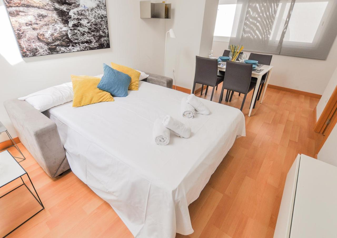 Renthas Atico Picasso Apartment Malaga Bagian luar foto