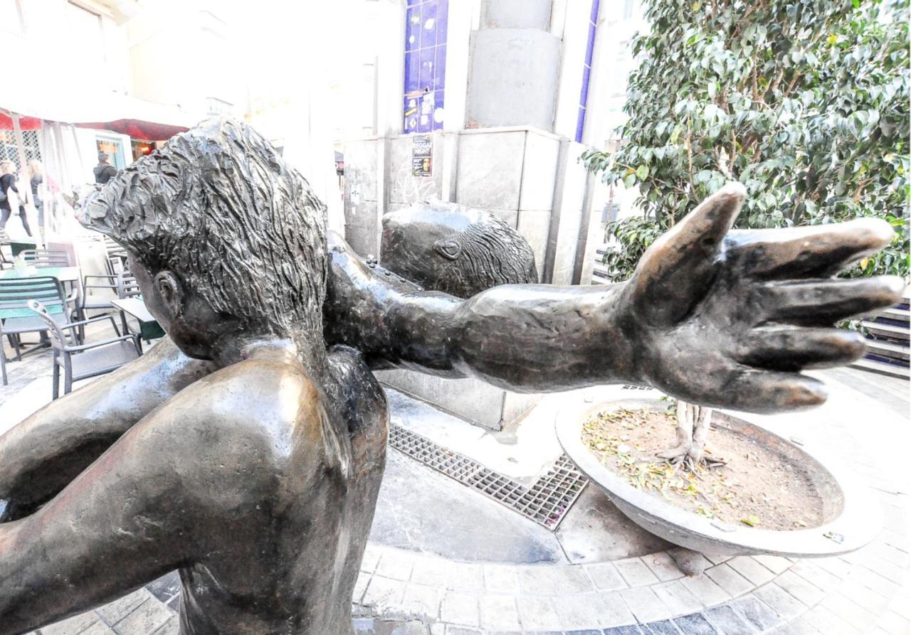 Renthas Atico Picasso Apartment Malaga Bagian luar foto